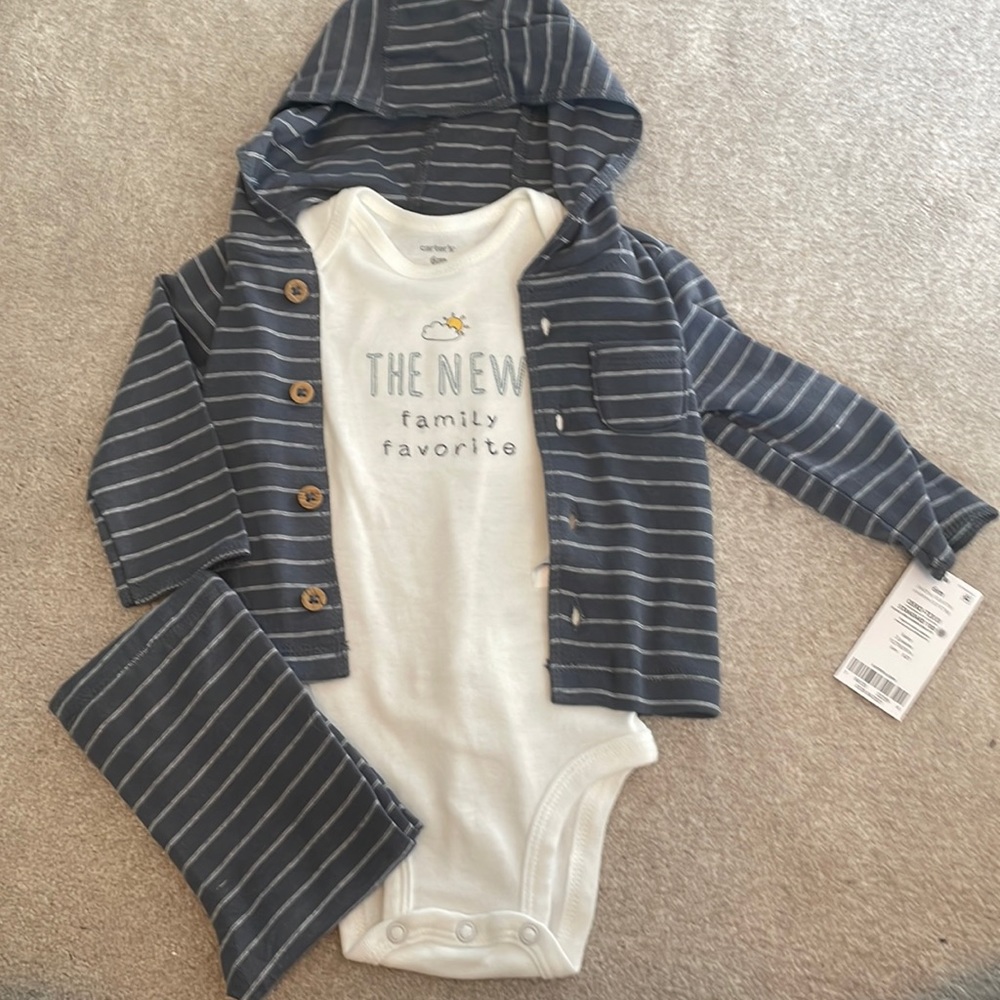 BNWT carters three piece outfit